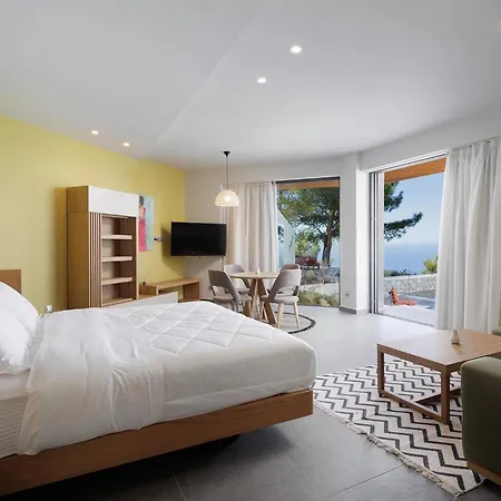Yahli Villa
