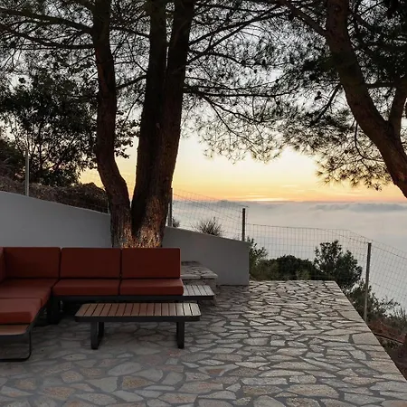 Yahli * Kalamitsi (Lefkada)