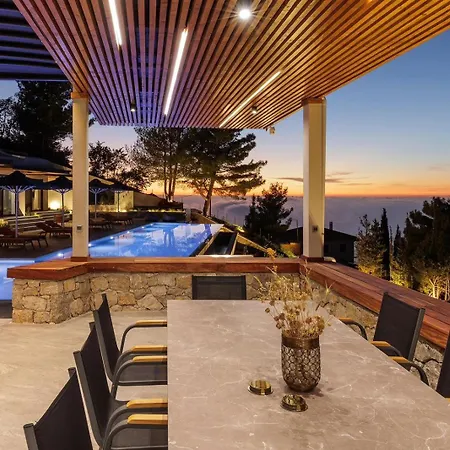 Yahli Villa *